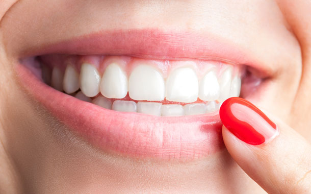 Sağlıklı Diş Eti Nasıl Görünür?